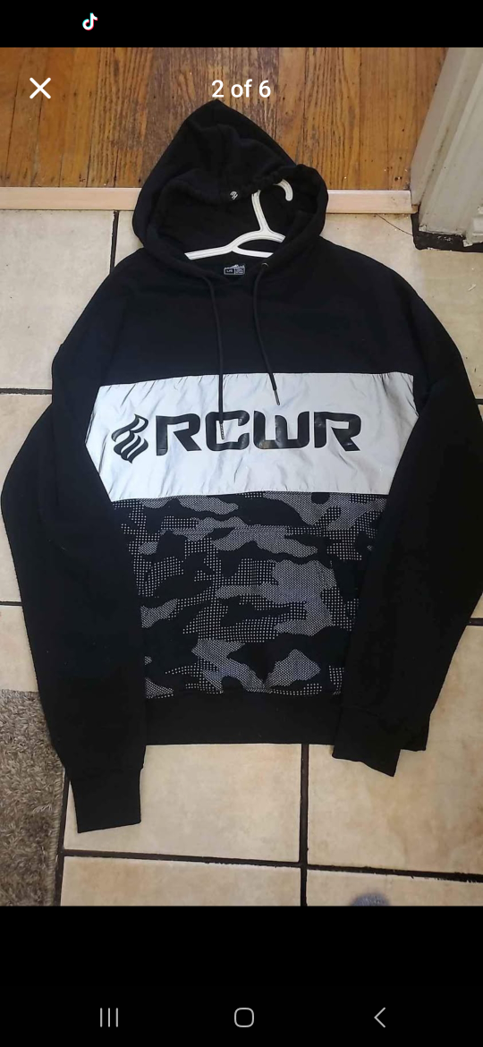 ROCWEAR Men's Hoodie and Joggers Set