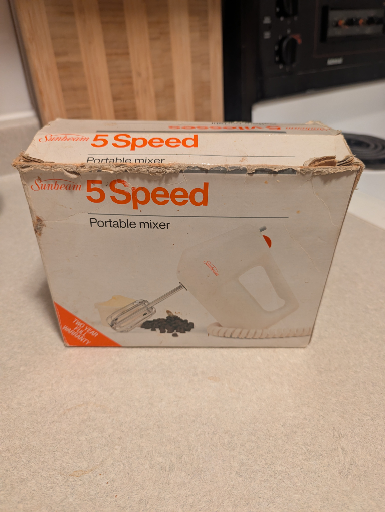 Vintage Sunbeam 5-Speed Portable Mixer HMD-57