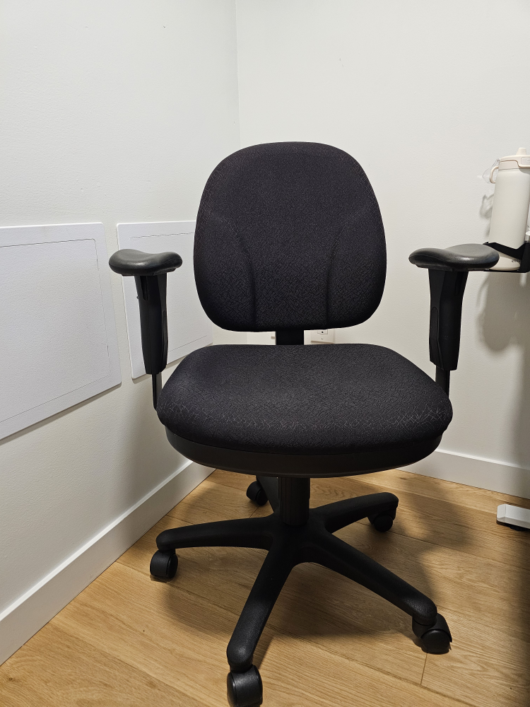 Ergonamic Tilt Office Chair - Black Fabric