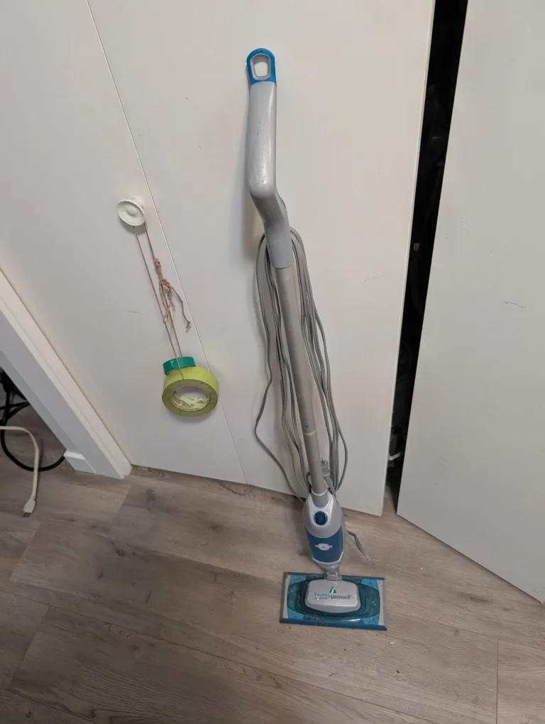 💚 #free Steamer and Spray Mop #freecycle image indicator(6)