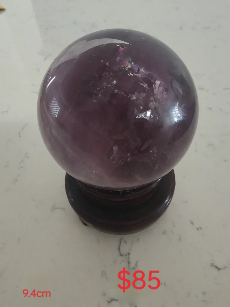 Amethyst spheres and Celestite sphere image indicator(3)