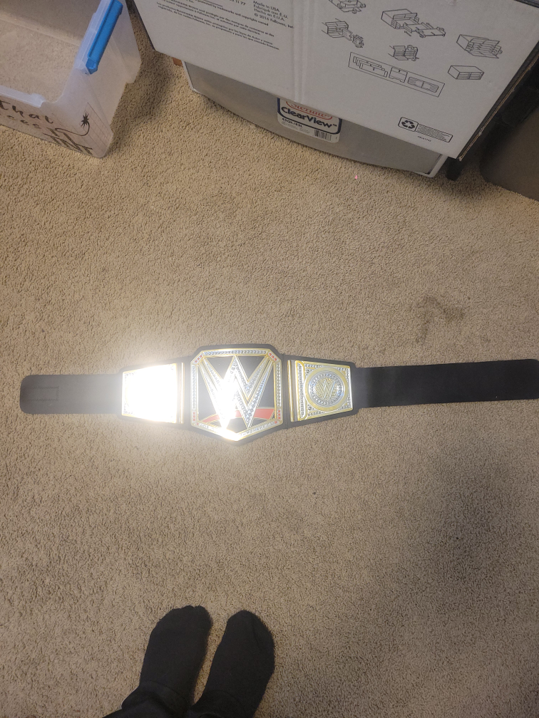 Mattel WWE Championship Belt Toy - photo 2