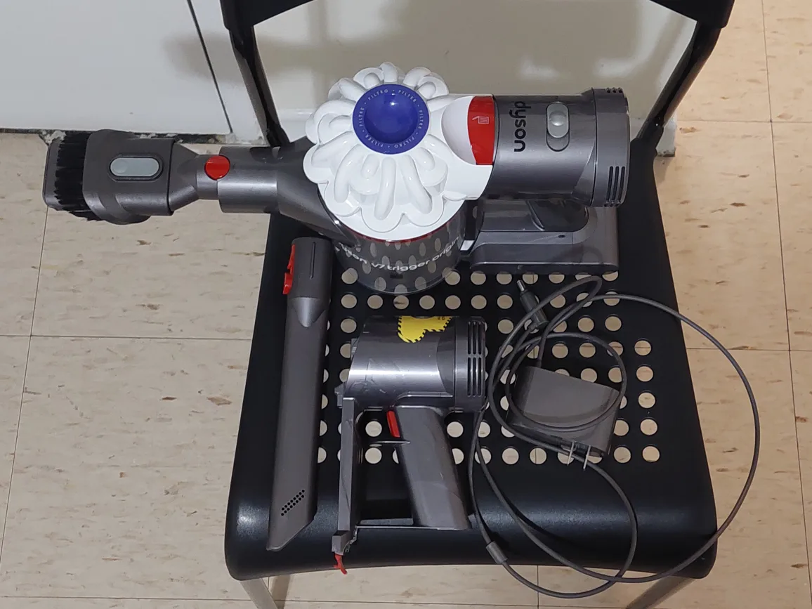 Dyson V7 Trigger Origin image indicator(2)