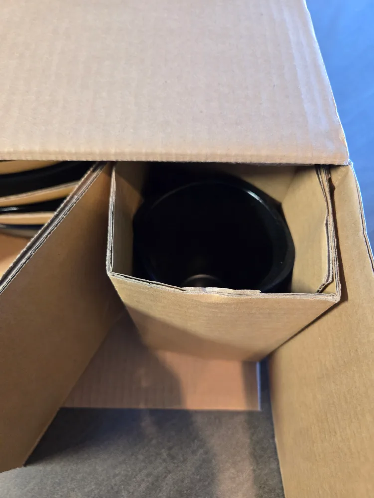 Corelle Hearthstone Stoneware 16-Piece Indigo Blue image indicator(4)