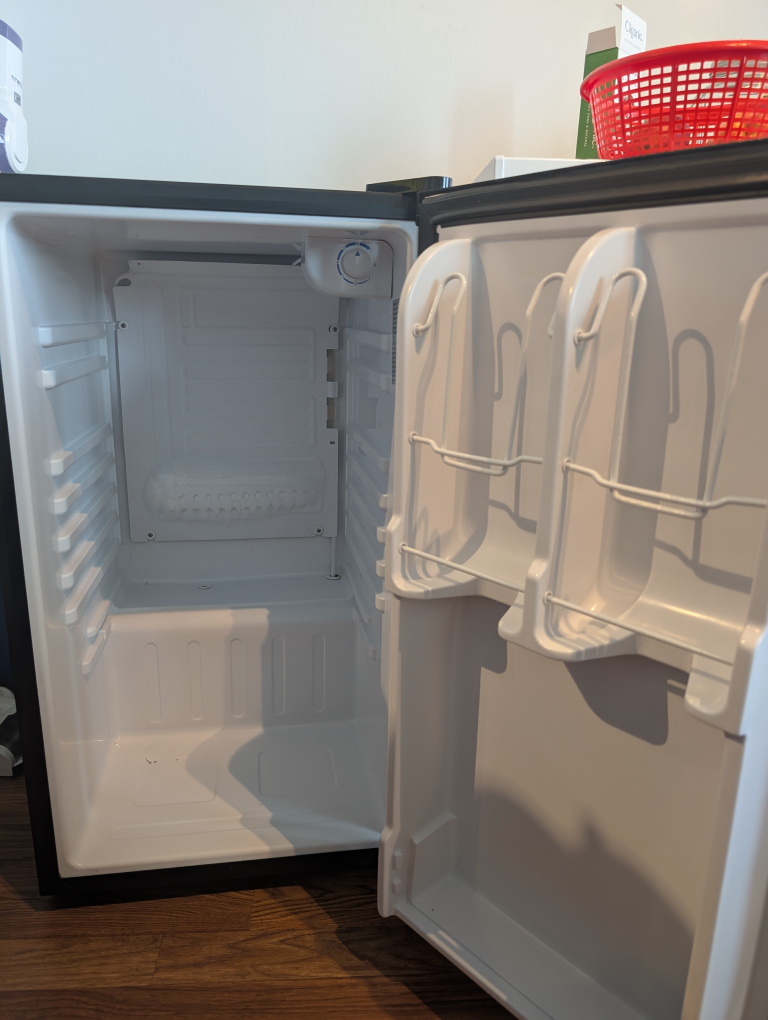 Haier 3.2 Cu. Ft Mini Fridge - photo 2