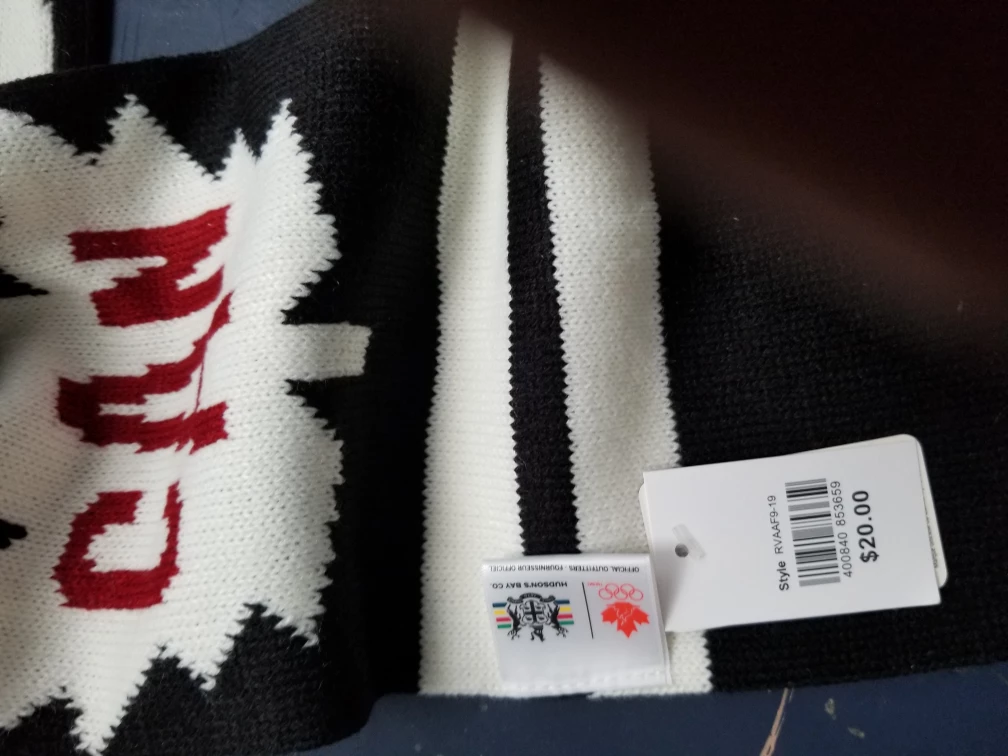 Hudson's Bay Co. Olympic Canada Knit Hat and Scarf Set - photo 2