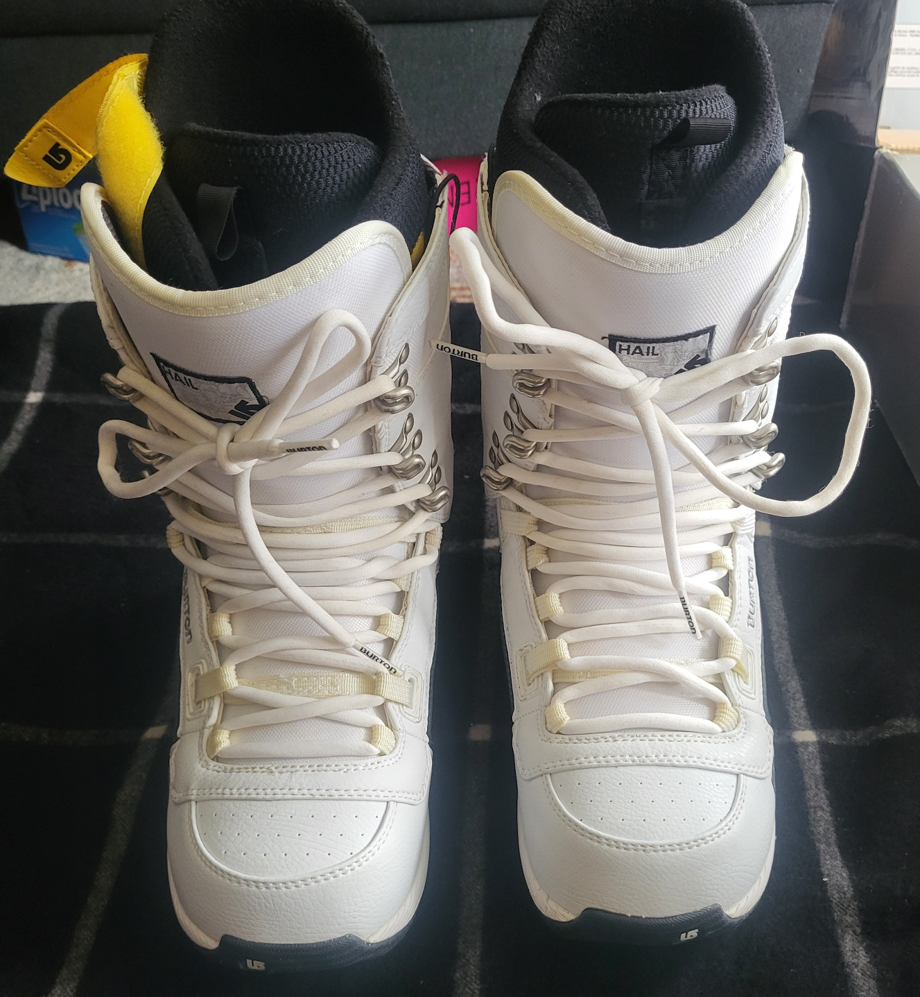 Men's Burton Hail Snowboard Boots - Size 8 - photo 5