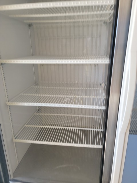 True Two-Door Reach-In Refrigerator - photo 2