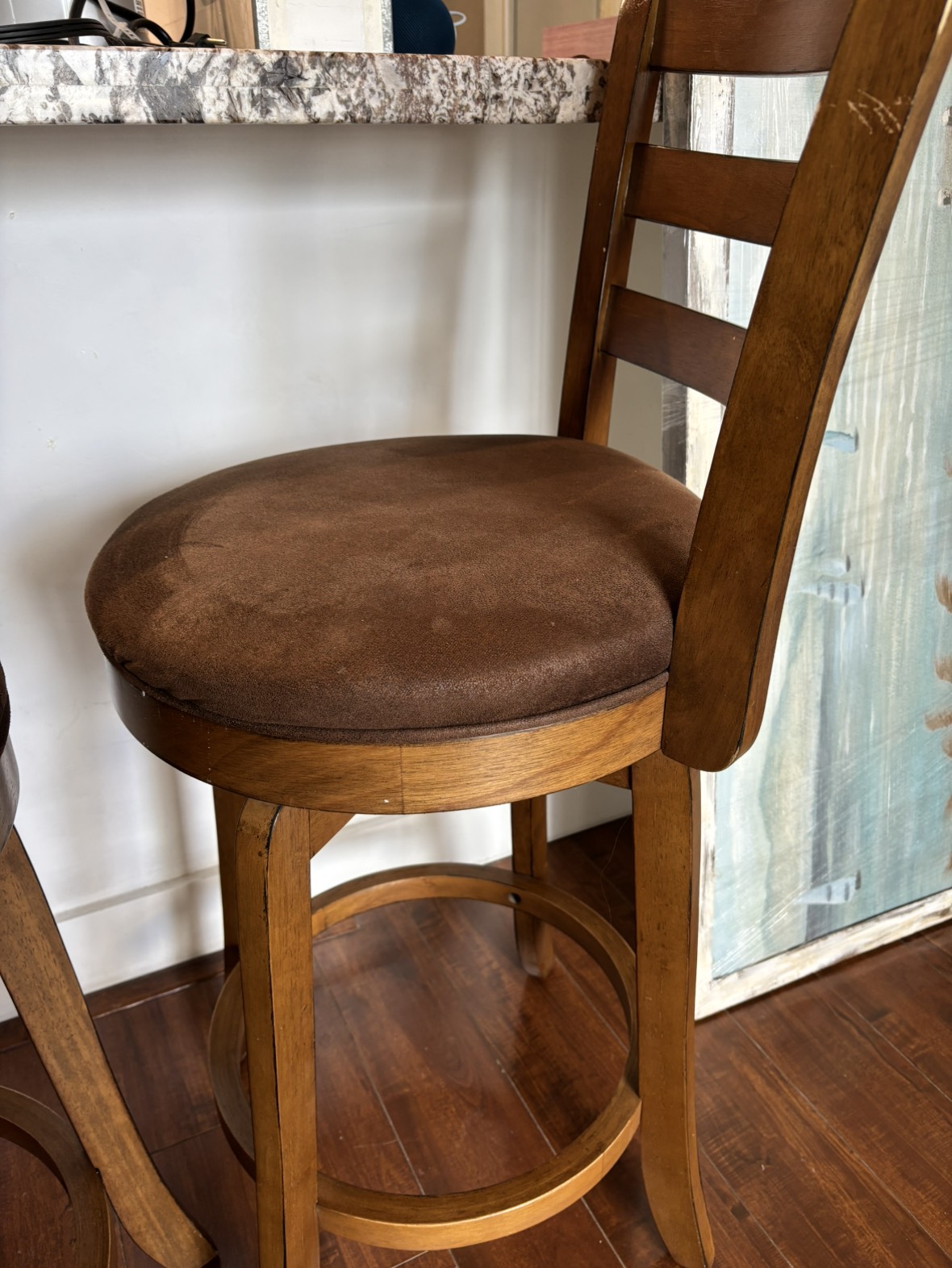 Brown bar stools with a back - photo 3