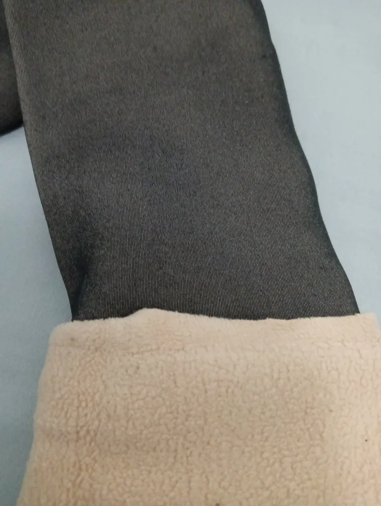 Women's Fleece-Lined Leggings image indicator(2)