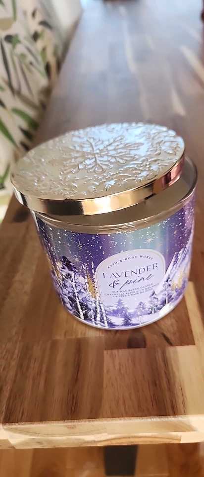 Bath & Body Works Lavender & Pine 3-Wick Candle