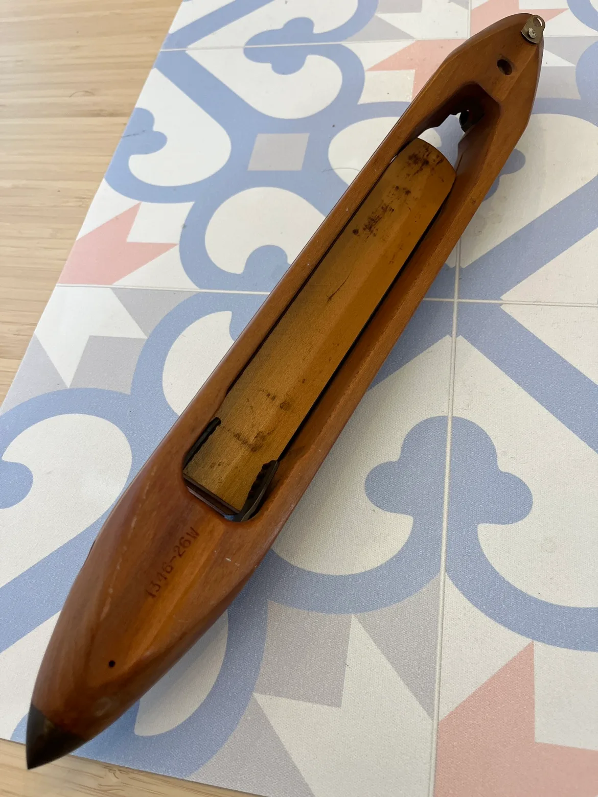 Vintage Fly shuttle with Thermometer image indicator(4)