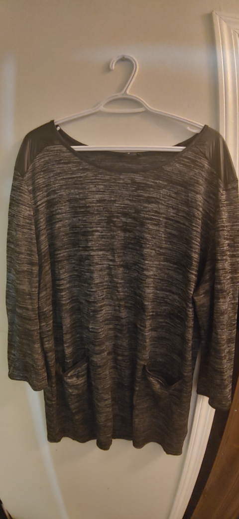 Women's Grey Three-Quarter Sleeve