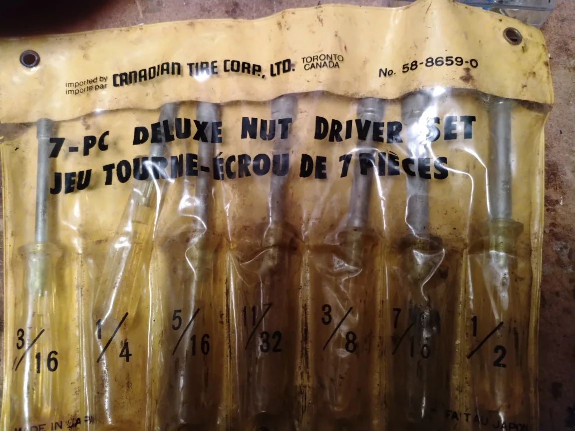 7-Piece Deluxe Nut Driver Set image indicator(2)