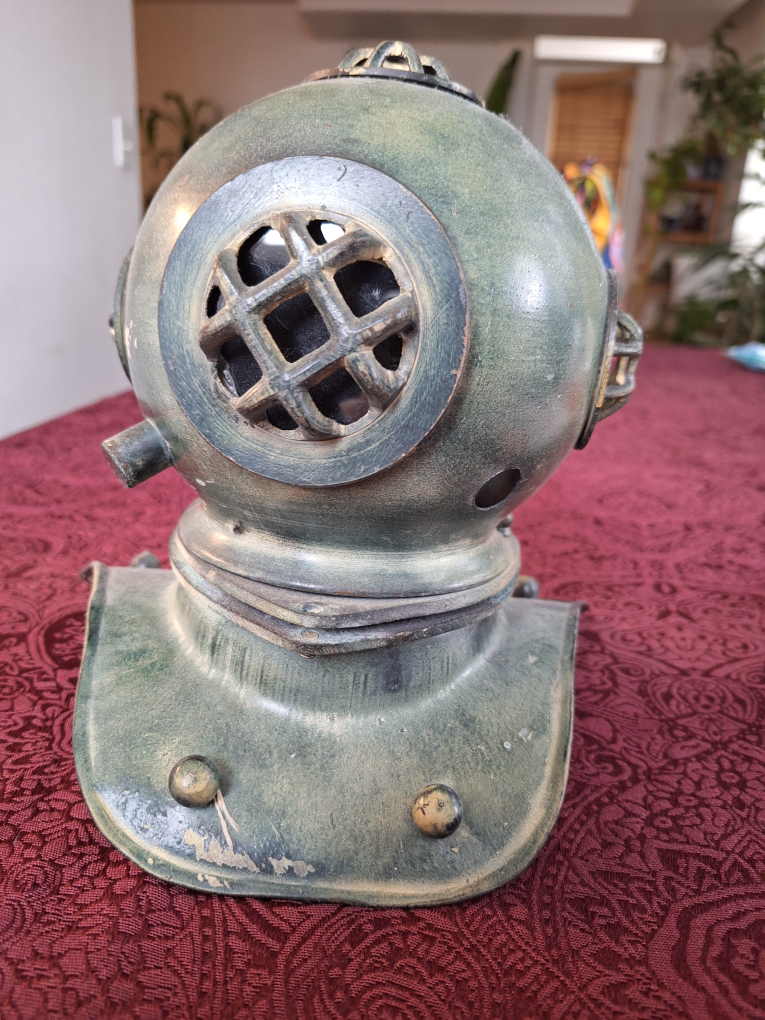 Vintage Diver Helmet Decor