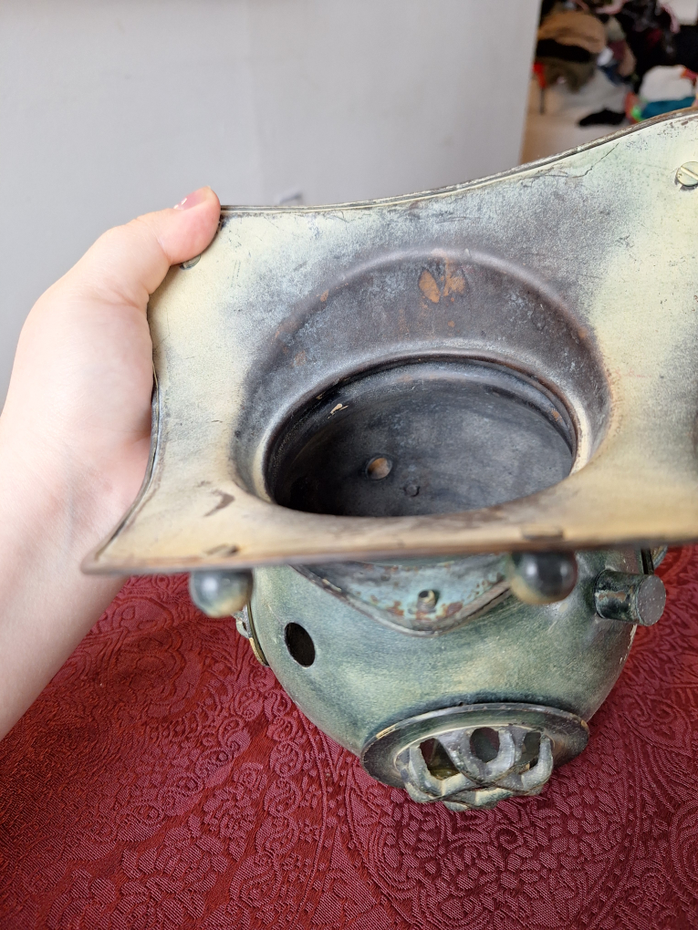 Vintage Diver Helmet Decor - photo 3