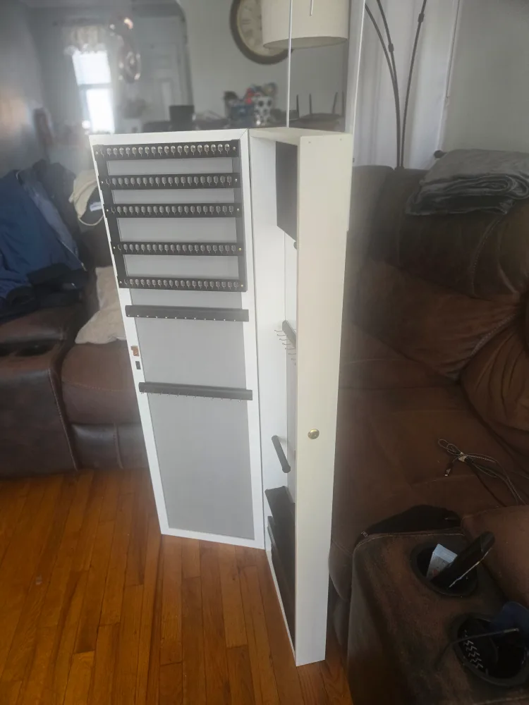 Mirrored Jewelry storage image indicator(4)