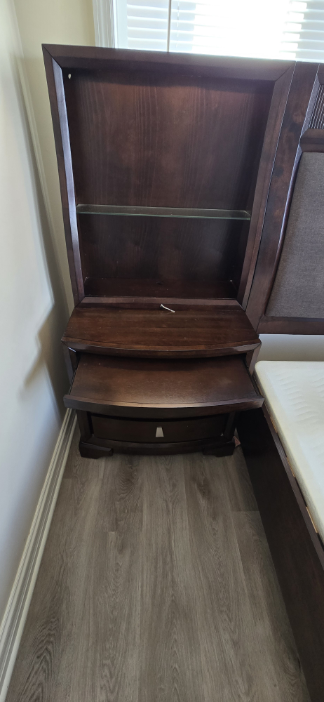 King Size Bedroom Set with Storage - photo 5