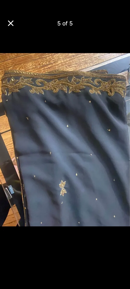 Five Gorgeous Embroidered Sarees image indicator(7)