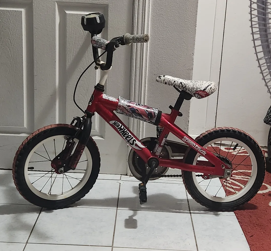 Hot Wheels Speed Freak Kids Bike image indicator(4)