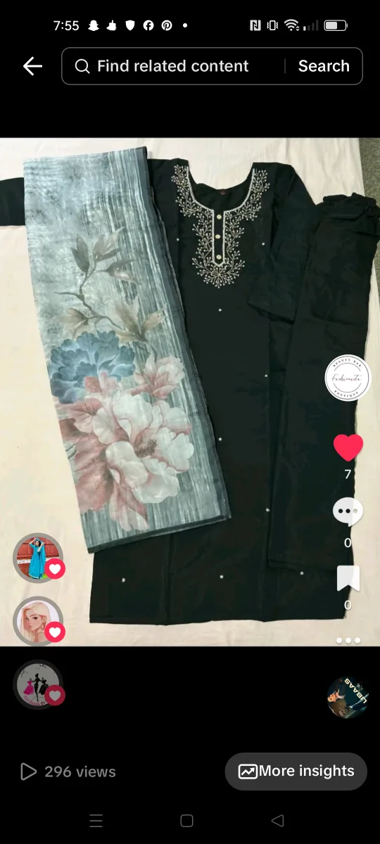 Gorgeous Pakistani Shalwar Kameez Suit Sets & Juttis image indicator(5)