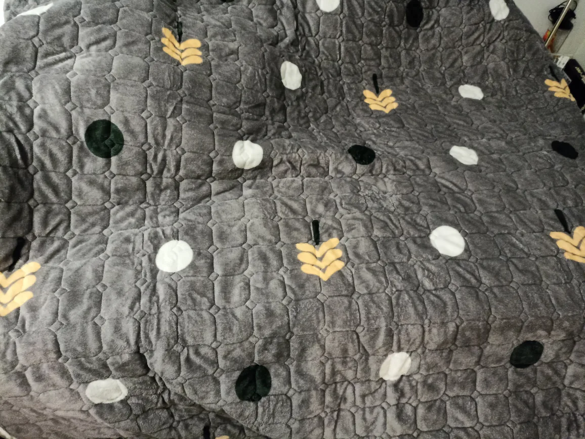 Brand New Grey Quilted Mattress Protector image indicator(2)