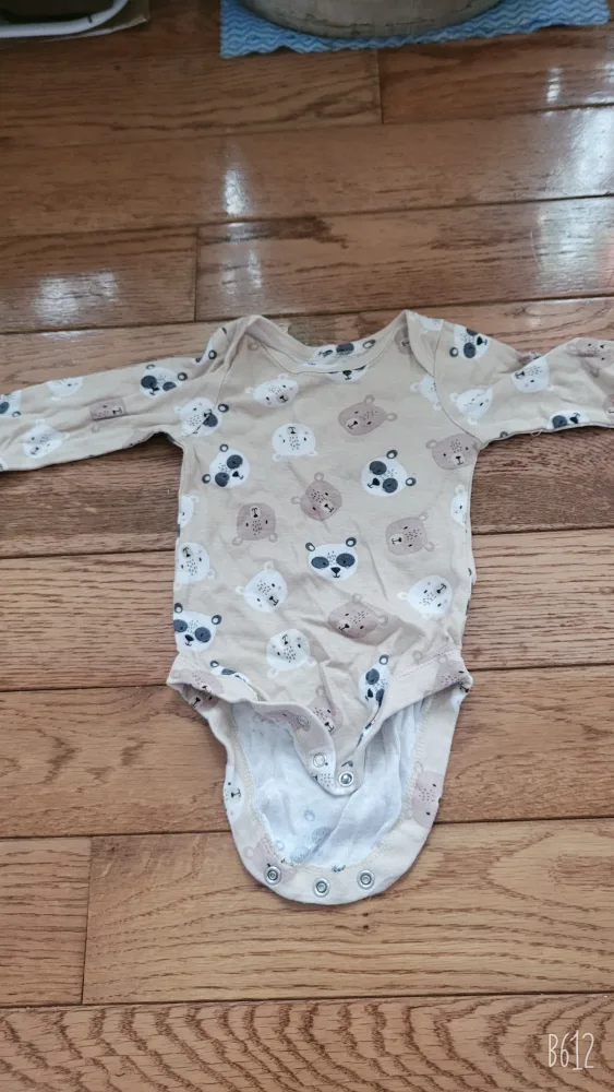 gender neutral baby clothes image indicator(8)