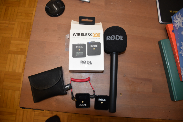Rode Wireless Go (Gen 1) w/ Interview Handheld Mic