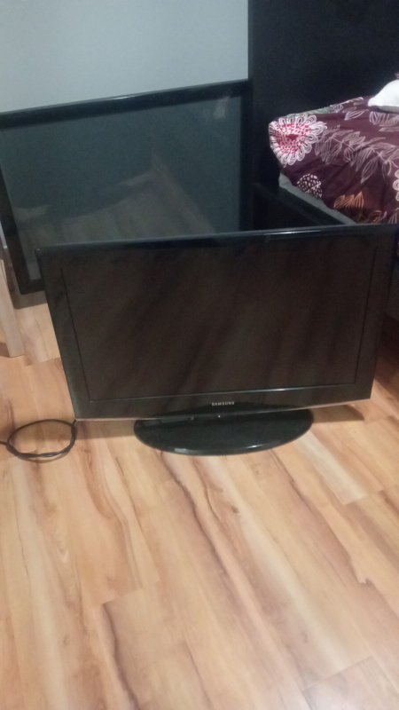 Samsung 42" Plasma TV PN42A430 - photo 3