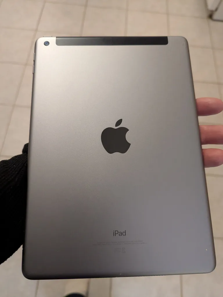 ipad 5th gen 32gb wifi/cellular image indicator(2)