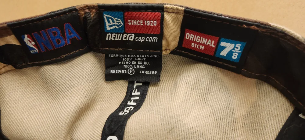 New Era NBA Boston Celtics Camo Fitted Hat 7 5/8 image indicator(8)