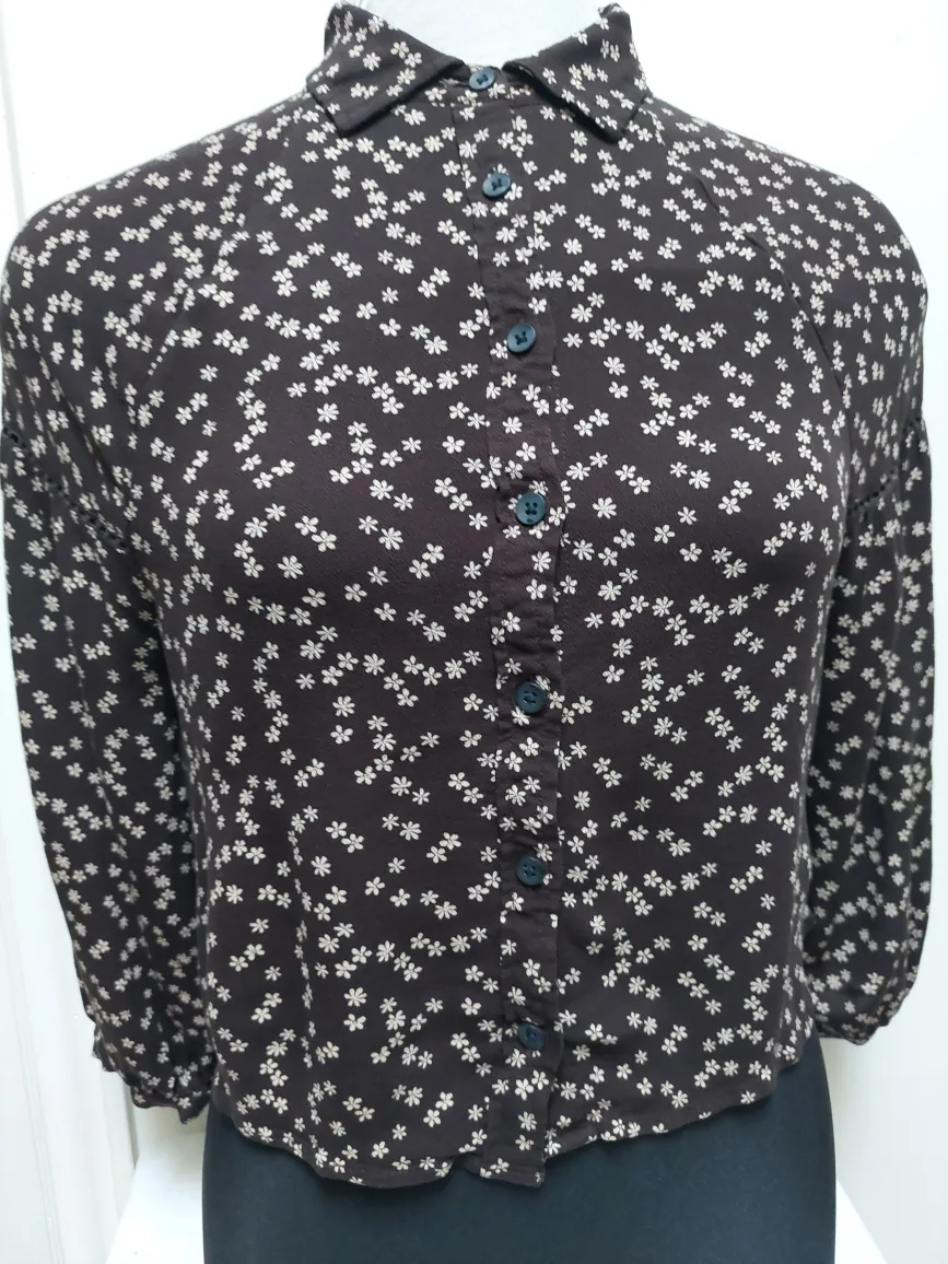 Dark Brown Floral Button-Up Blouse 100% Viscose image indicator(8)
