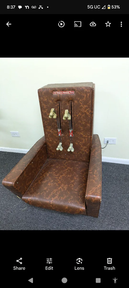 VINTAGE FUJI ELECTRIC AUTOMATIC LEATHER MASSAGE CHAIR CIRCA 1970 image indicator(2)