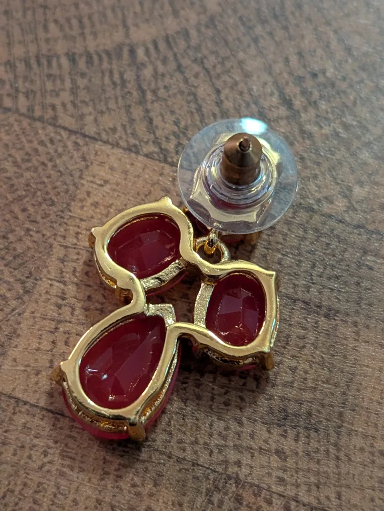 Adore Jewellery Set: Red Drop Earrings & Black Crystal Necklace image indicator(6)