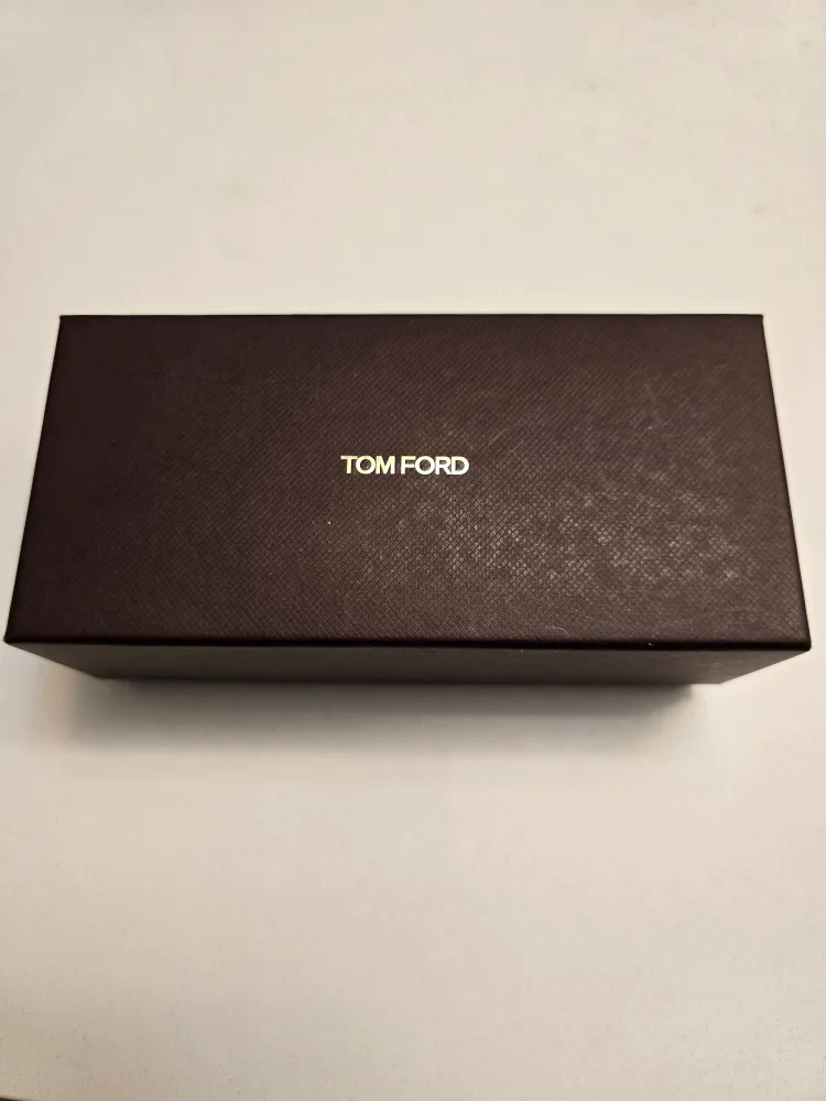 TOM FORD Sunglasses image indicator(2)