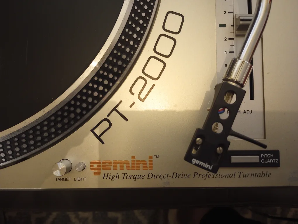 Gemini PT-2000 Professional Turntable image indicator(8)