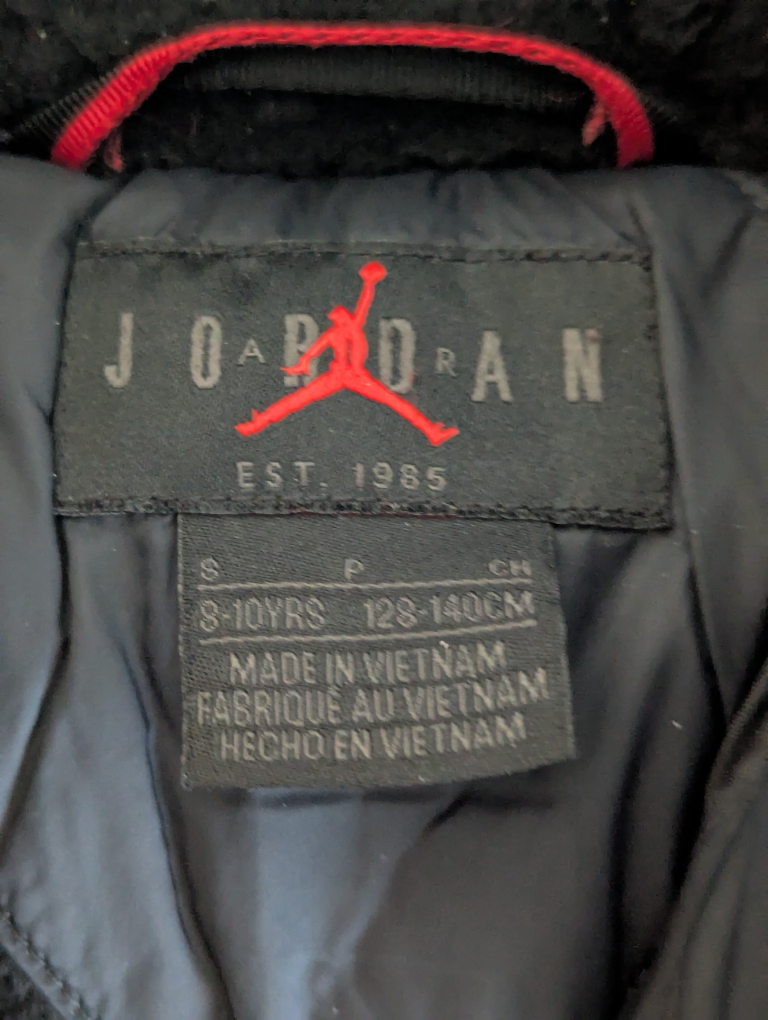 Jordan Boys' Size 8-10 Red and Black Puffer Jacket - photo 3