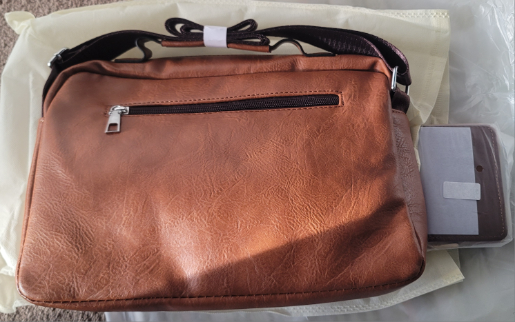 Brand New Brown Crossbody Shoulder Bag 2-Piece Set - photo 2