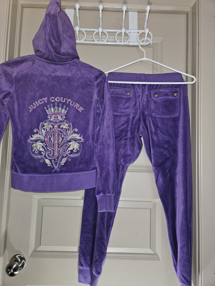 Juicy Couture Girls Velour Tracksuit Purple Size Small