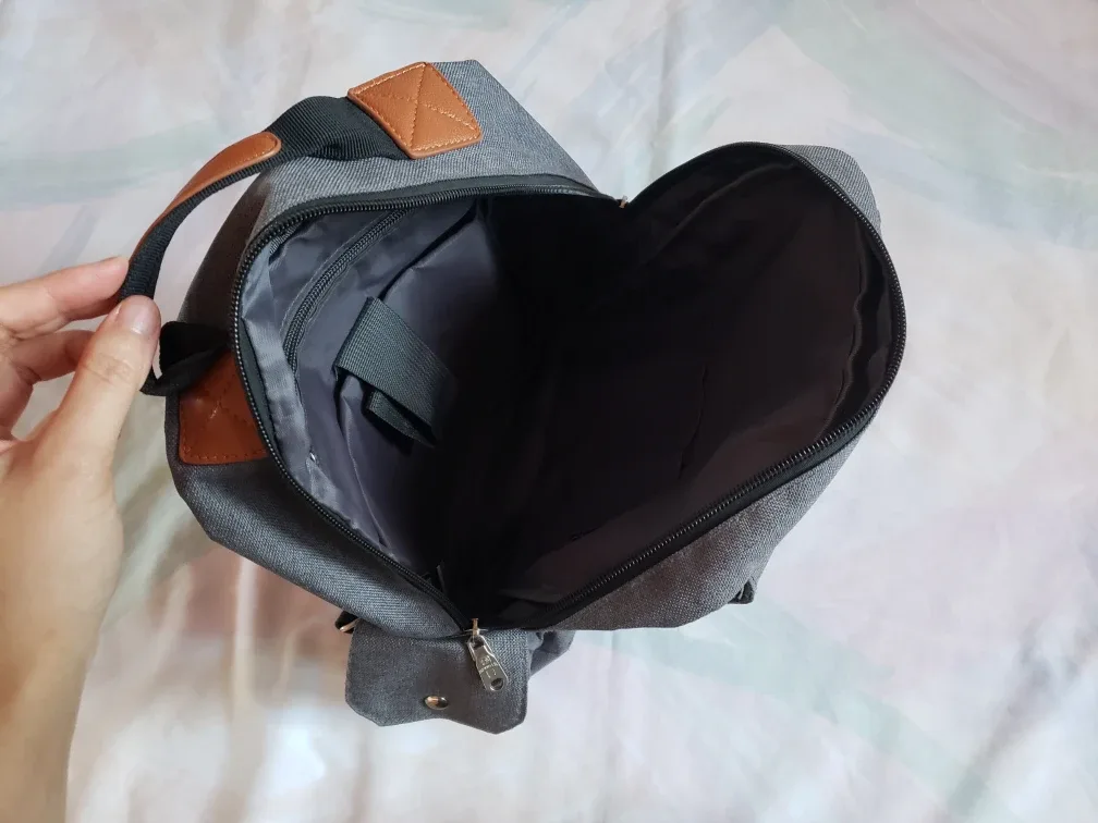 Grey Canvas Backpack image indicator(5)