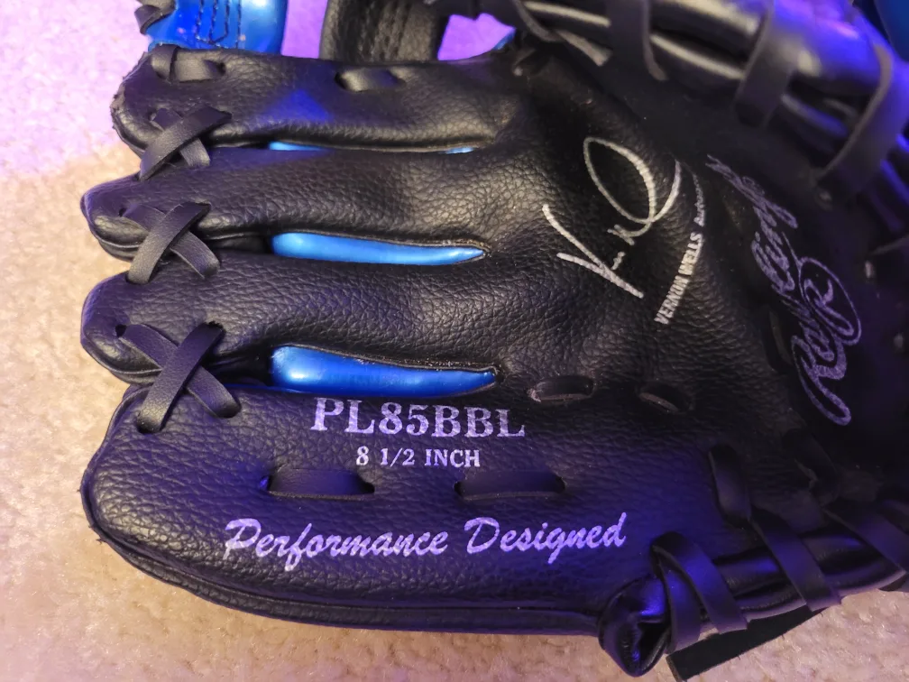 Two Rawlings PL85BBL 8 1/2 inch Youth Baseball Glove image indicator(3)