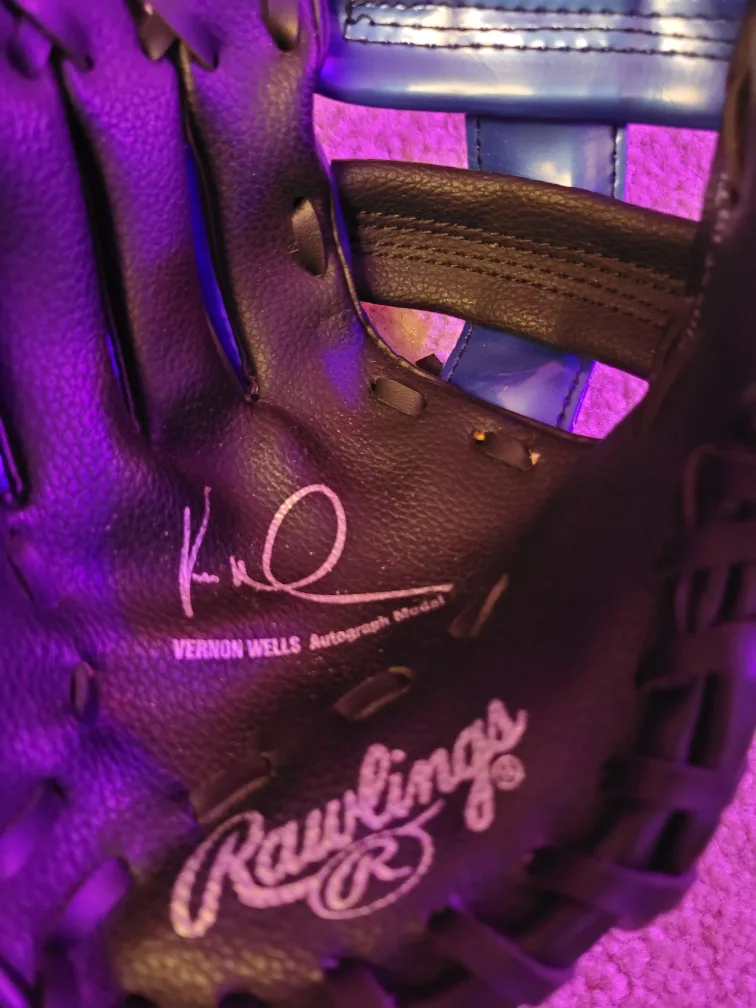 Two Rawlings PL85BBL 8 1/2 inch Youth Baseball Glove image indicator(6)