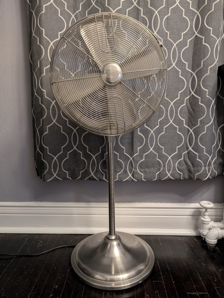 Hunter 16-inch Stand Fan