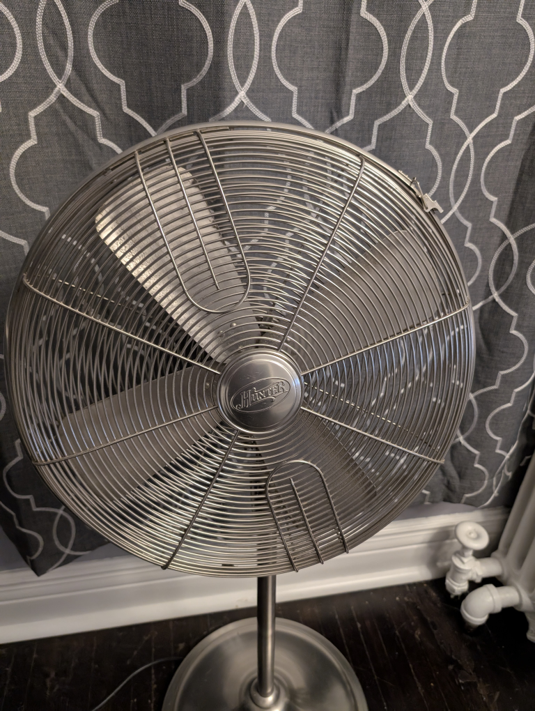 Hunter 16-inch Stand Fan - photo 3