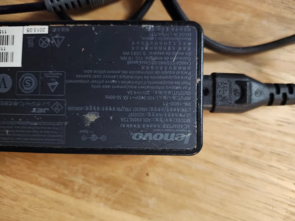 Lenovo Laptop Power Adapter image indicator(3)