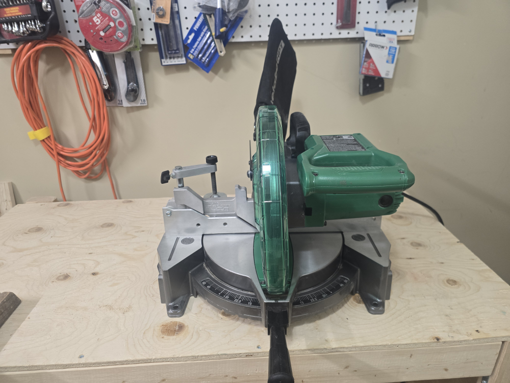 10 inch  single bevel Metabo HPT Compound Mitre Saw