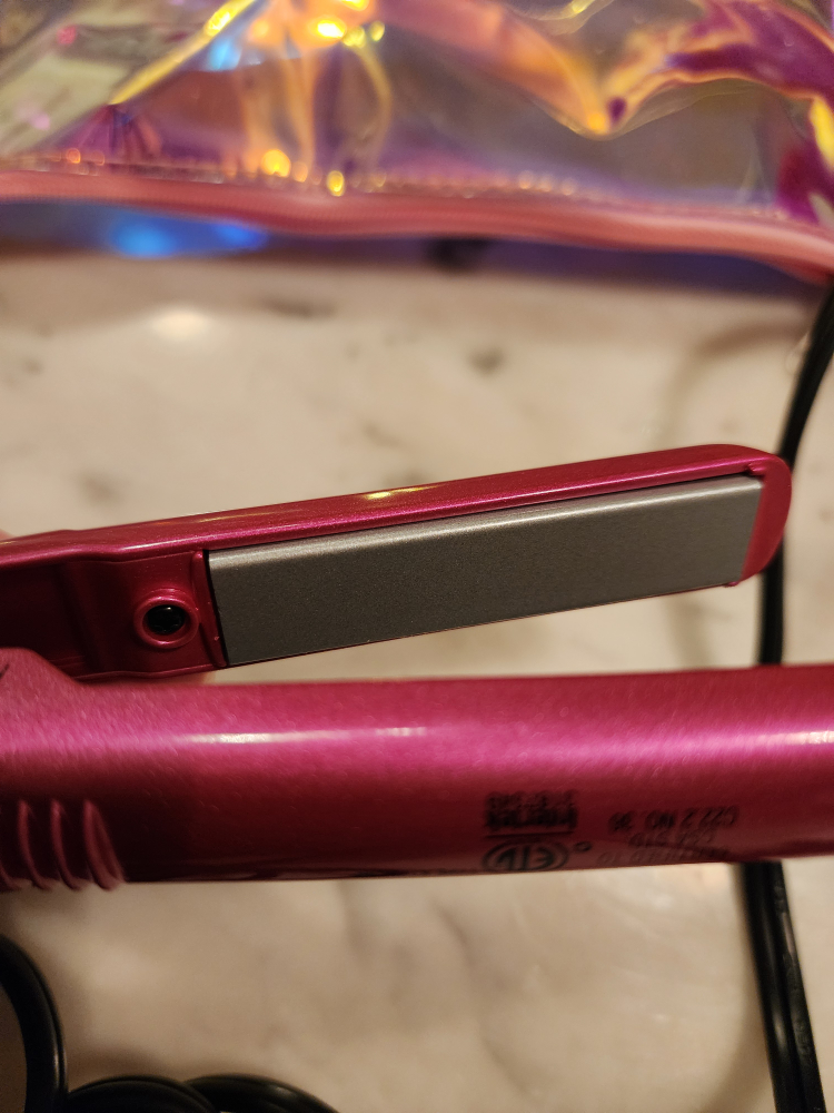Travel-size Conair Quo Flat Iron - photo 4