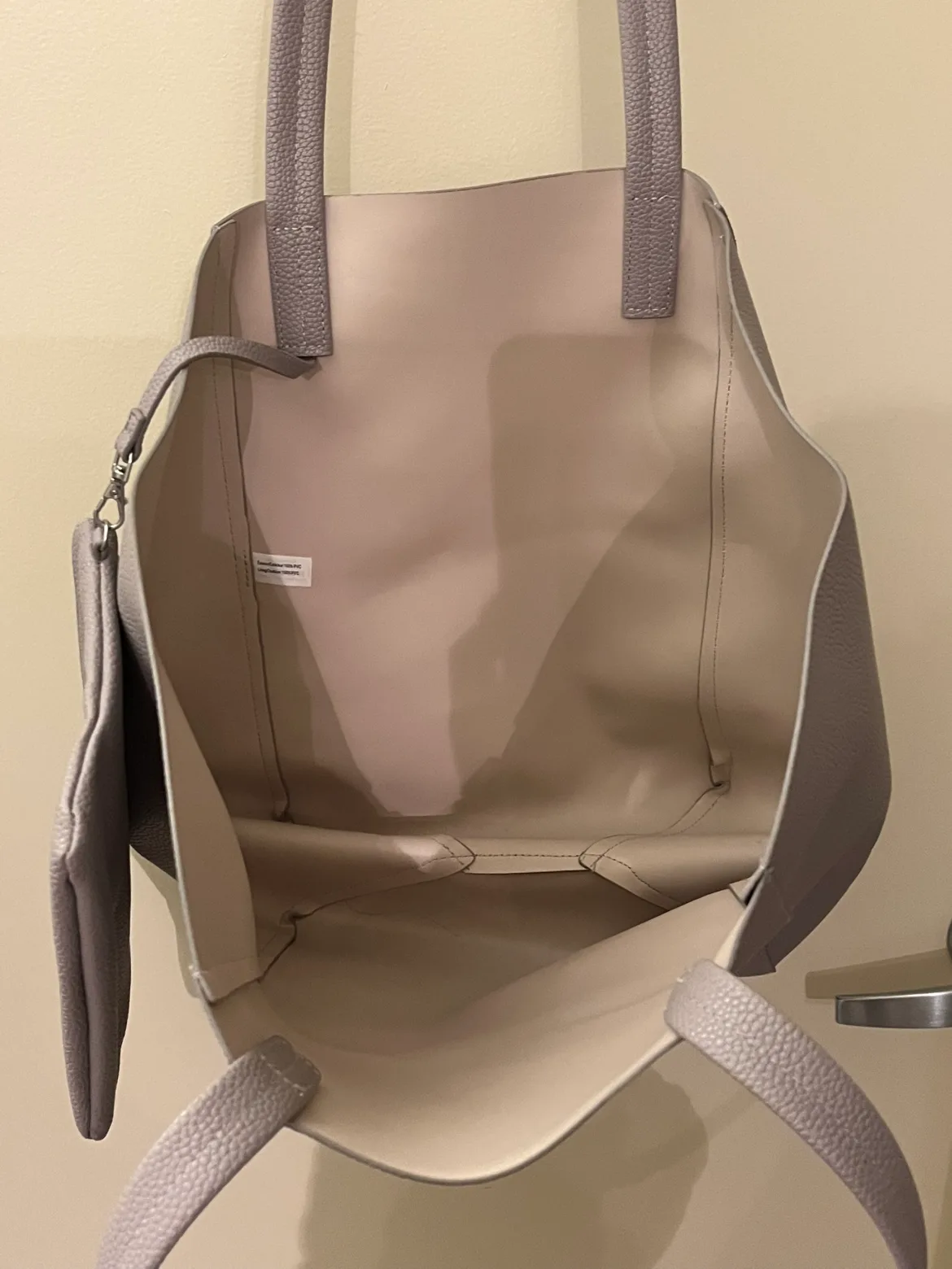 Faux leather tote bag image indicator(2)