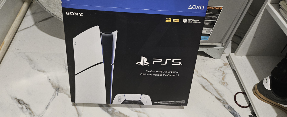 Sony PlayStation 5 Digital Edition Console - White - photo 5