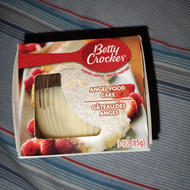 Betty Crocker Angel Food Cake Scented Candle image indicator(2)